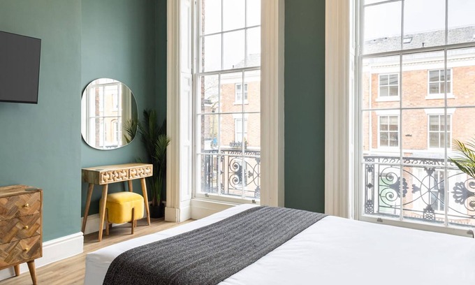 Hope Street Apartment | Host Apartments The Falkner Quarters II
