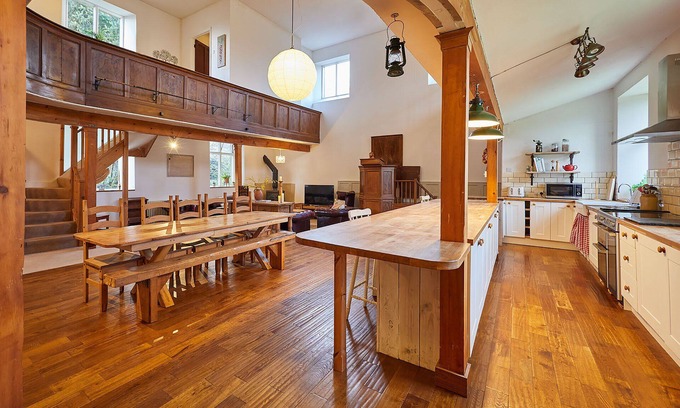 Hallington House | Host & Stay | Birdhope Craig Church