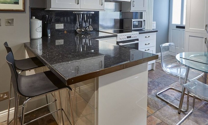Staithes House | Host Stay Brunswick Cottage