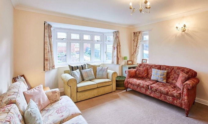 Brotton House | Host & Stay | Coach Cottage