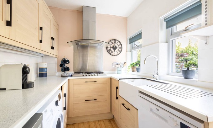 Harrogate House | Host Stay Grove Road
