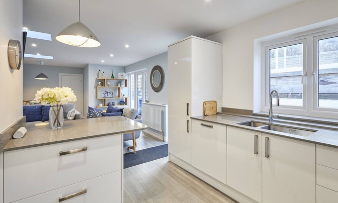 Tweedmouth House | Host Stay Harrow Bothy
