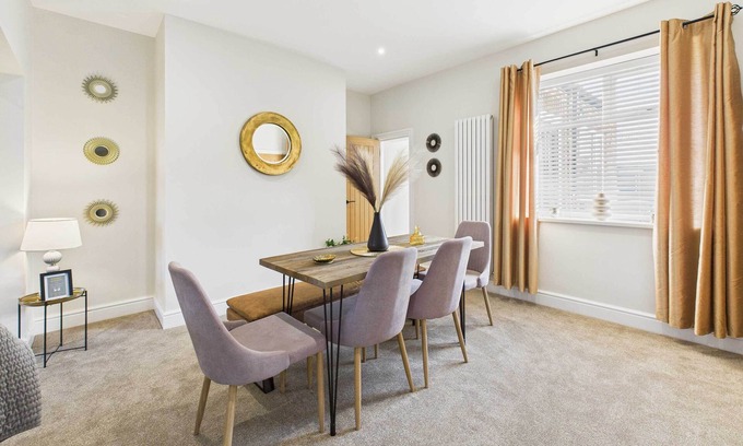 Durham House | Host & Stay | Jomor House