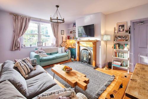 Morpeth House | Host & Stay - Lilac Cottage
