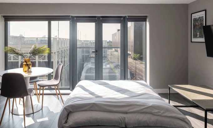 The Docks Apartment | Host & Stay | Monarchs Quay