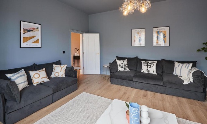Harrogate City Centre House | Host & Stay - Parkside Villa
