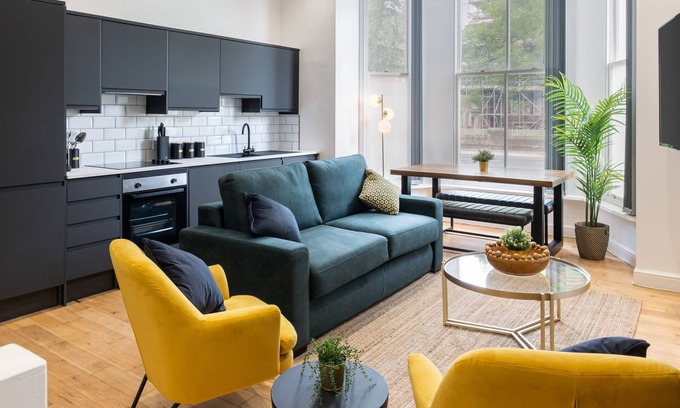 Liverpool Apartment | Host Stay Princes Place Apartments