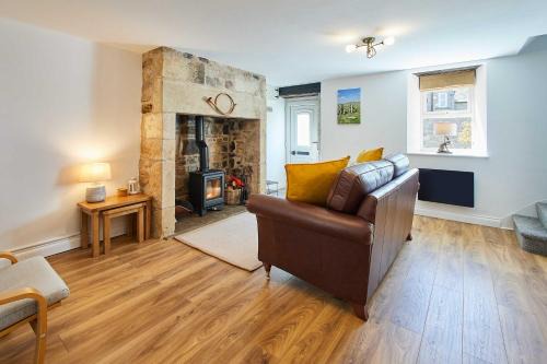 Thropton House | Host & Stay - Rose Cottage