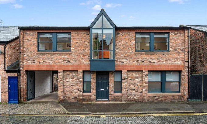 Hope Street House | Host & Stay - The Coachouse at Pilgrim St
