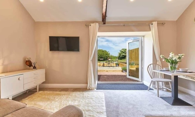 South Charlton House | Host & Stay | The Pepper Pot