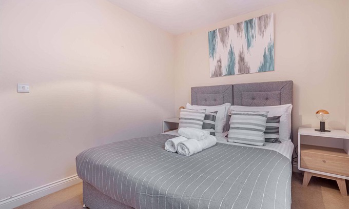 Worcester Apartment | Host & Stay | Westbrook Court Apartment