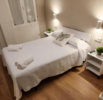 La Pueblanueva House | Hostal CASA FRAN