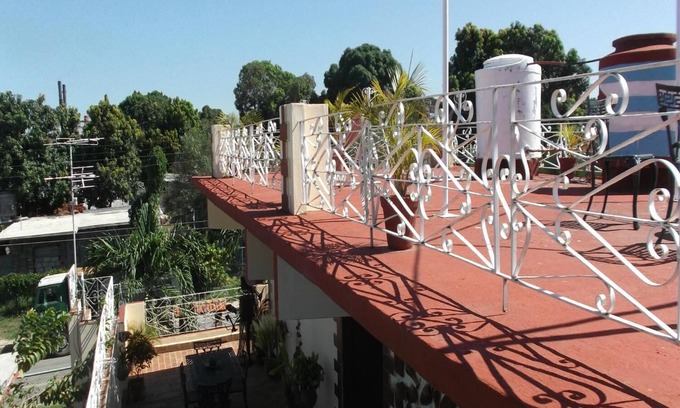Cienfuegos House | Hostal Casa Las Palmas