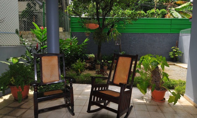 Plaza de la Revolucion House | Hostal D' Soto