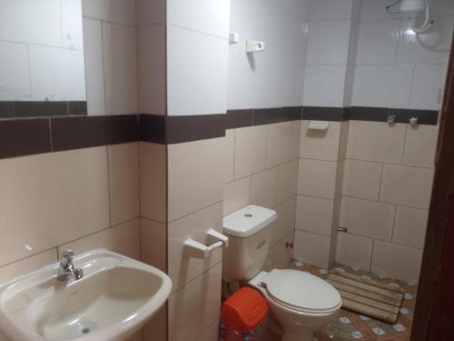 La Paz House | Hostal MARQUEZ