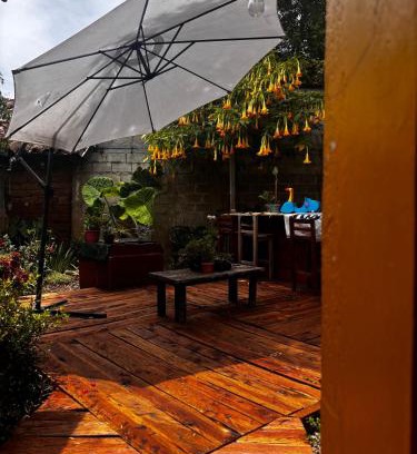 Santa Lucia House | Hostal bruja
