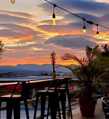 Ahuachapan House | Hostal Sunset Town