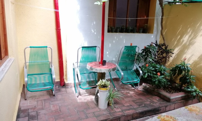 Santa Clara House | Hostal Tristá 117