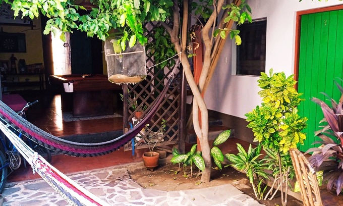 Leon House | Hostal Vacaciones Nicas