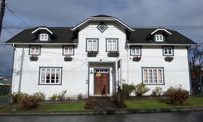 Puerto Varas House | Hostal y Cabañas Villa Germana