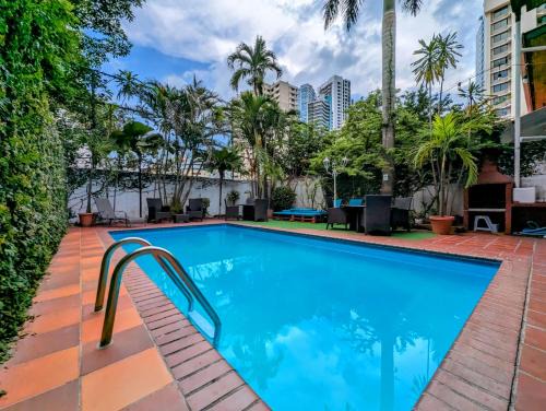 Marbella House | Hostal Yoha