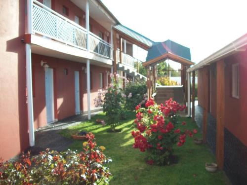 Macrozona Bahia Redonda y Primeros Faldeos Hotel | Hosteria Patagonia