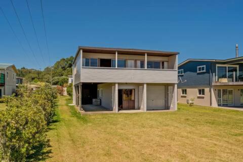 Cooks Beach House | Hosts on the Coast Marine Parade Magic