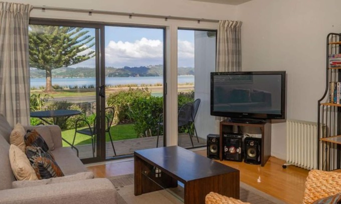 Whitianga Villa | Hosts on the Coast Sanctuary Soleil