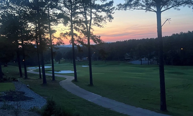 Hot Springs Village House | Hot Springs Village Ultimate Golf Getaway located on the 10th fairway of Granada