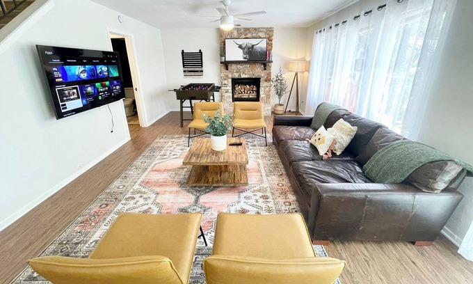 Milwood House | Hot tub) 4 Room Domain: Foosball