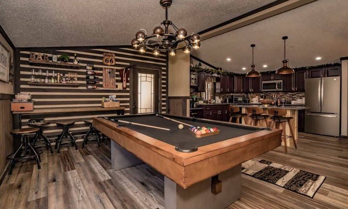 Sevierville Cottage | Hot Tub and Fire Pit, Conveniently Situated betwee