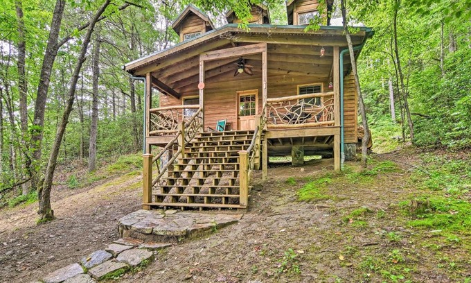Asheville House | Hot Tub and Furnished Porch Balsam Grove Cabin
