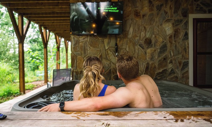 Laurel Ridge House | Hot Tub/Balcony Views/Gameroom