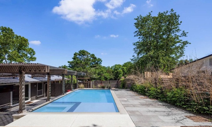 Greater South River City Apartment | Hot tub, Heated pool, Steps from S Congress!