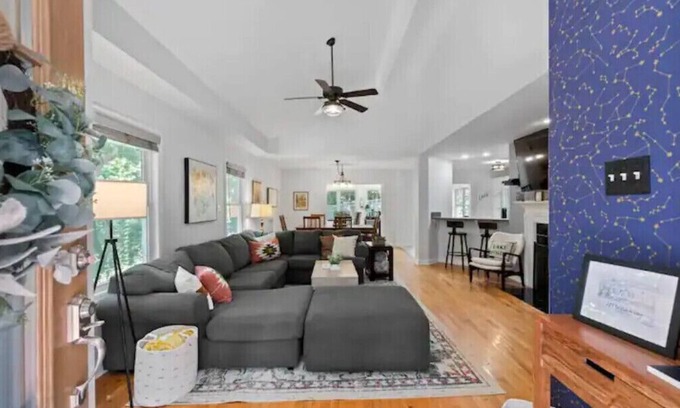 Lake Lure House | Hot Tub, King Beds, Amazing Location!