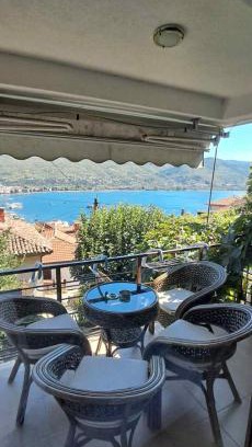 Varosh Apartment | Hot Tub, Lake View, Old Town, Balcony, Parking APT