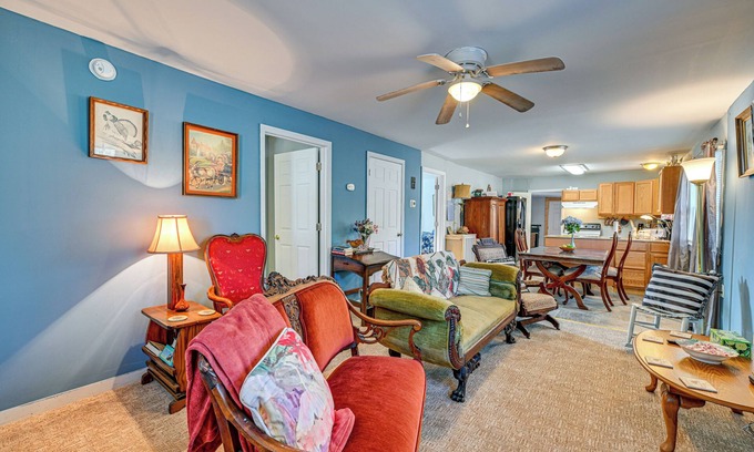 Kannapolis House | Hot Tub & Sauna: Kannapolis Bungalow