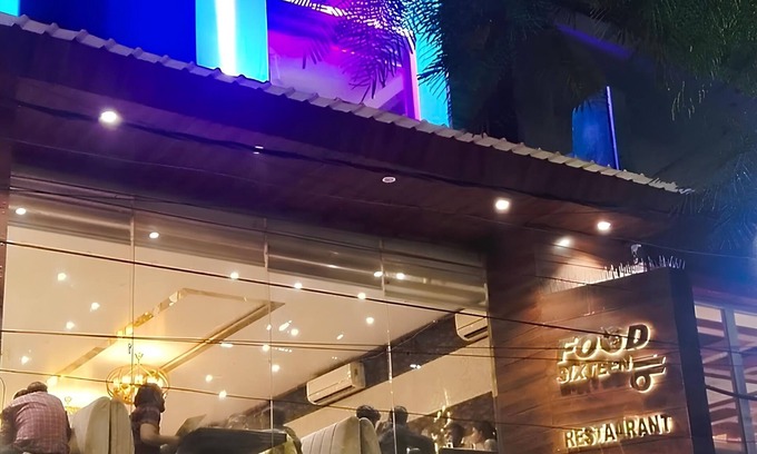 Adarsh Nagar Hotel | HOTEL 16