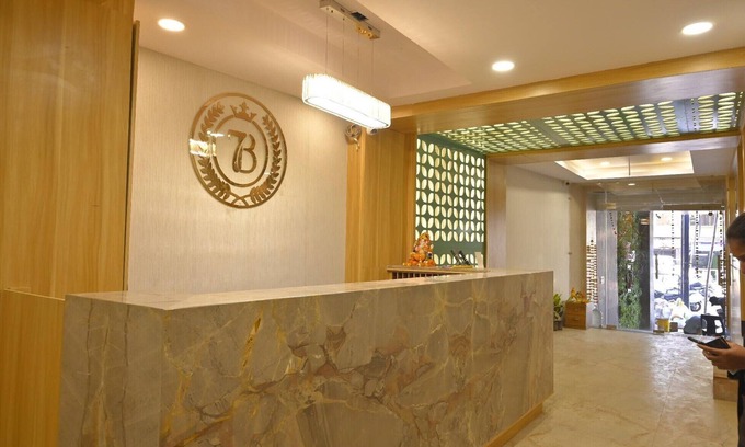 Chhatarpur Hotel | Hotel 7b