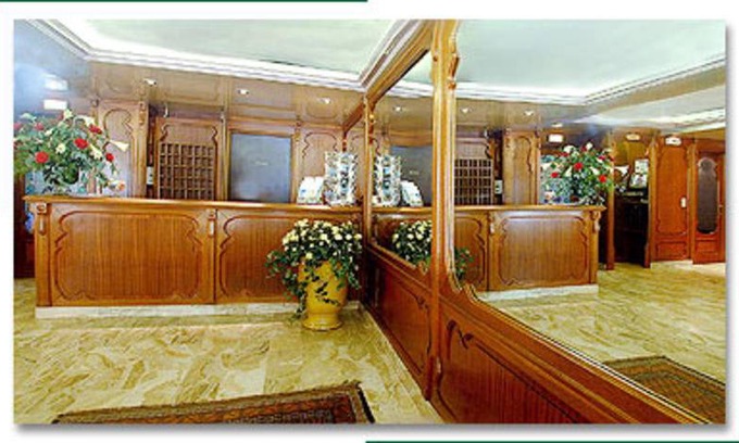 Val-de-Grace Hotel | Hotel ∙ 8 guests