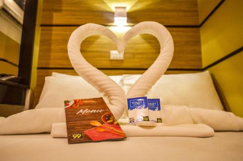Cubao Hotel | Hotel 99 Cubao