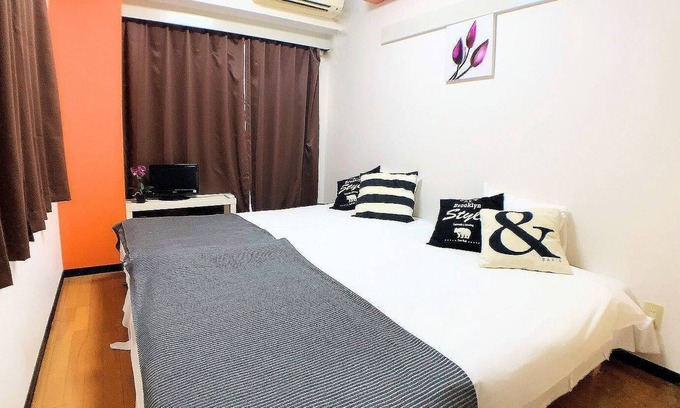 Shinsekai Apartment | HOTEL AARON Tsuten East