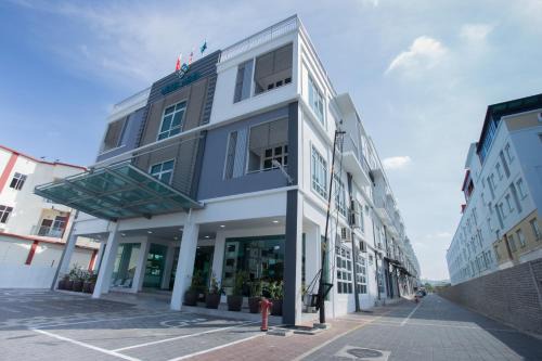 Lubok Buaya Hotel | Hotel Adya Express Chenang