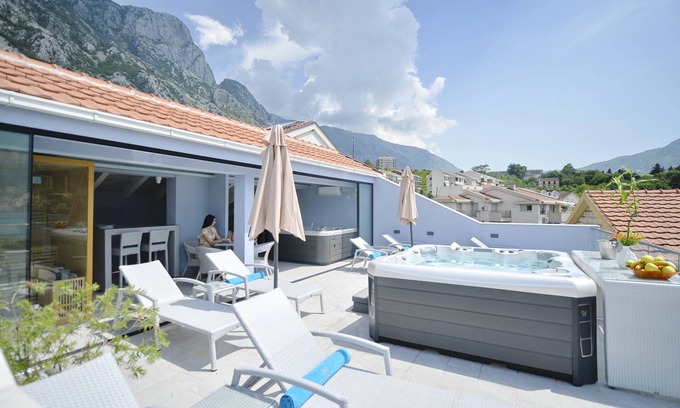 Kotor Hotel | Hotel Alkima