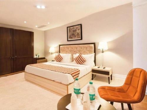 Mahipalpur House | Hotel Almora BY The ELEVATE Group Near Delhi INTERNATIONAL Airport WIth- Free AIRPORT Pickup