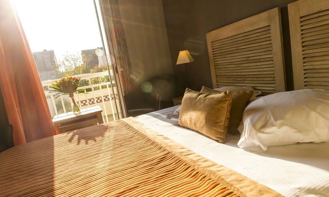 Deauville City Centre Hotel | Hotel Almoria