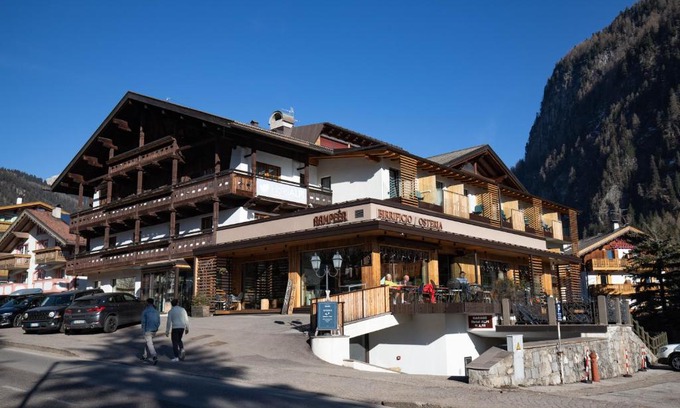 Campitello di Fassa Hotel | Hotel Alpi