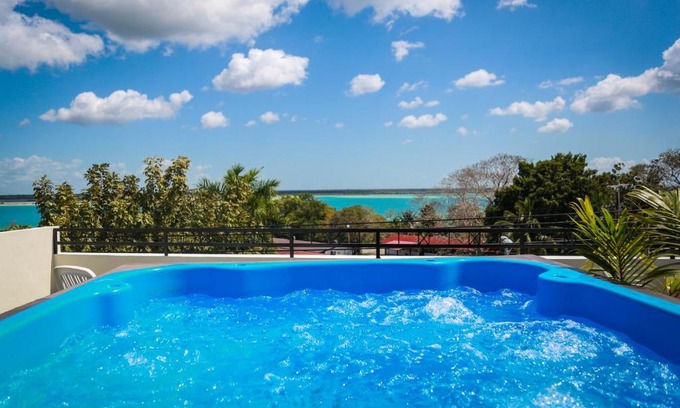 Bacalar Hotel | Hotel Alux
