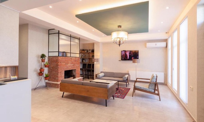 Vake-Saburtalo Hotel | Hotel Amser