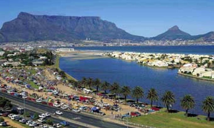 Lagoon Beach Apartment | Hotel Apartment with Sea & Mountain Views
